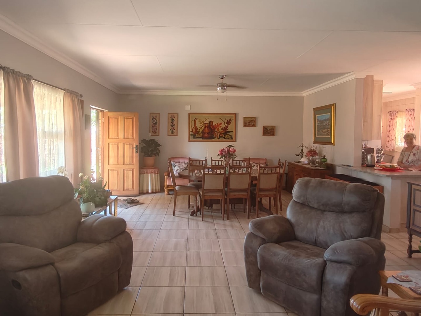 5 Bedroom House For Sale in Kathu RE/MAX™ of Southern Africa