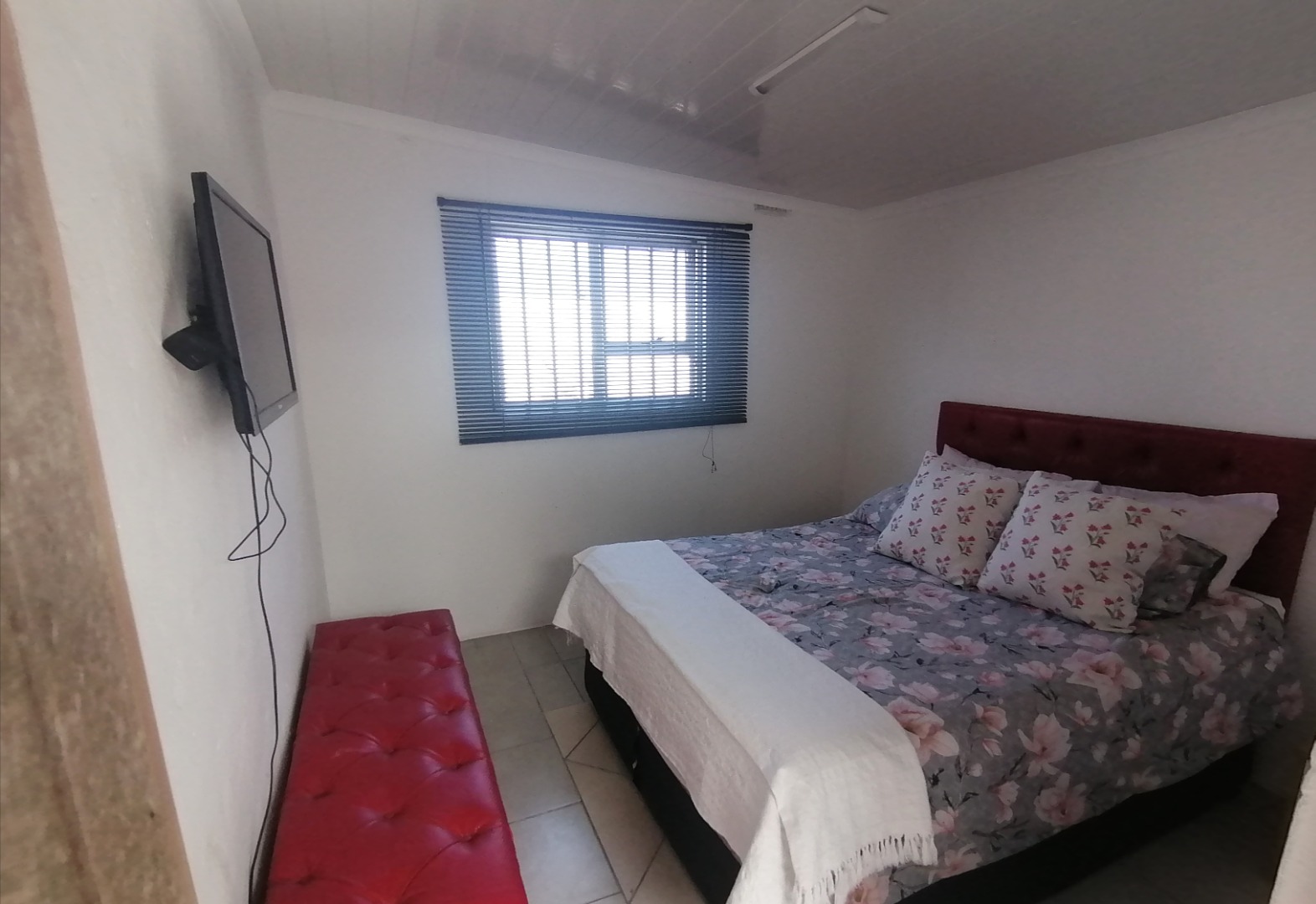 4 Bedroom House For Sale in Cafda Village RE/MAX™ of Southern Africa