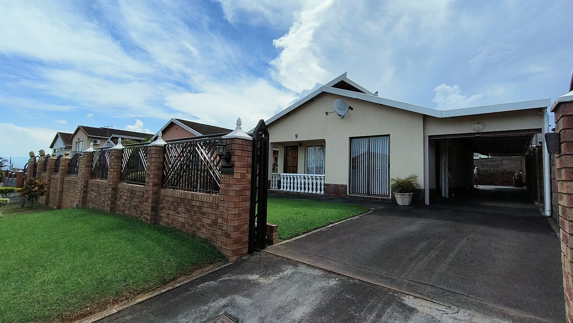 3 Bedroom House For Sale in Allandale RE/MAX™ of Southern Africa