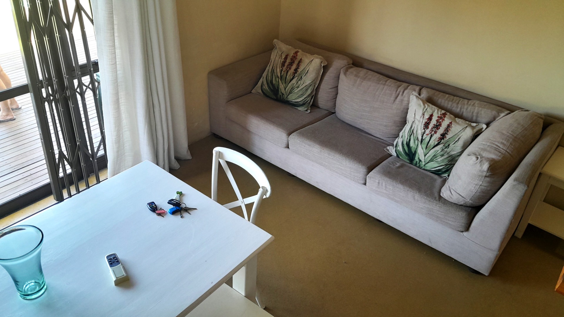 6 Bedroom House For Sale in Pennington RE/MAX™ of Southern Africa