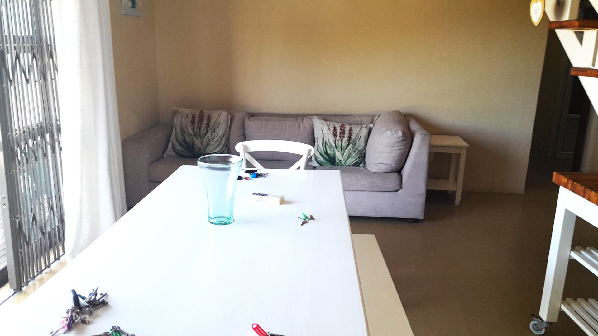 6 Bedroom House For Sale in Pennington RE/MAX™ of Southern Africa