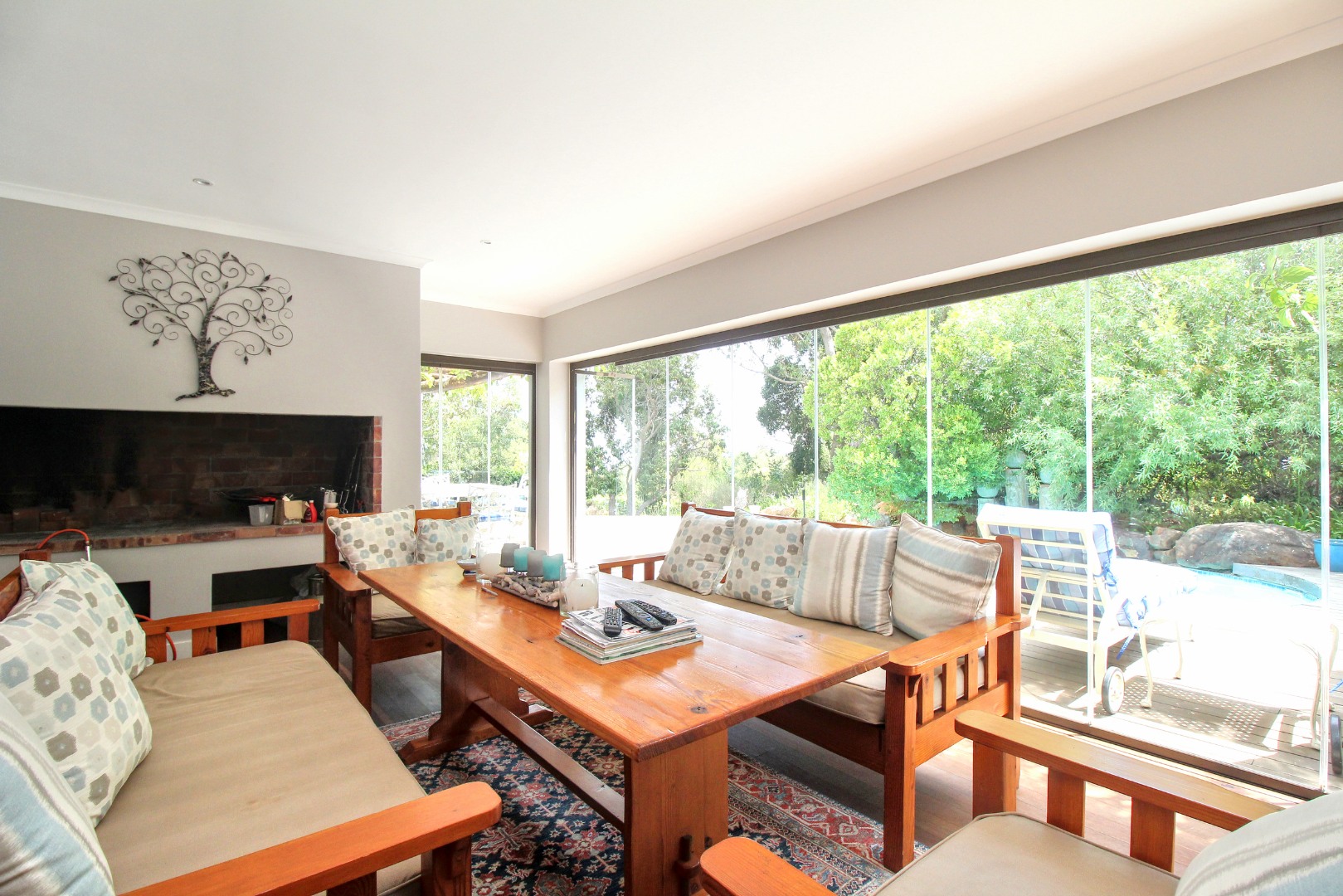 4 Bedroom House For Sale in Erinvale Golf Estate RE/MAX™ of Southern