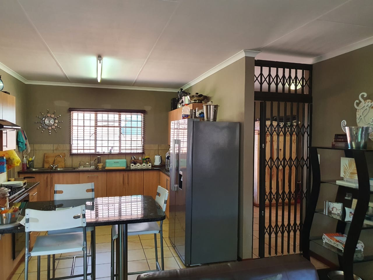 3 Bedroom Townhouse To Rent in Kathu RE/MAX™ of Southern Africa