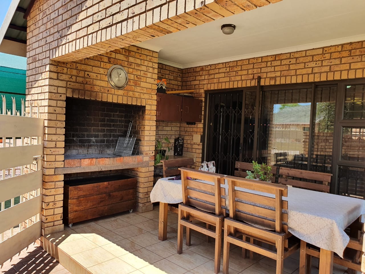 3 Bedroom Townhouse To Rent in Kathu RE/MAX™ of Southern Africa