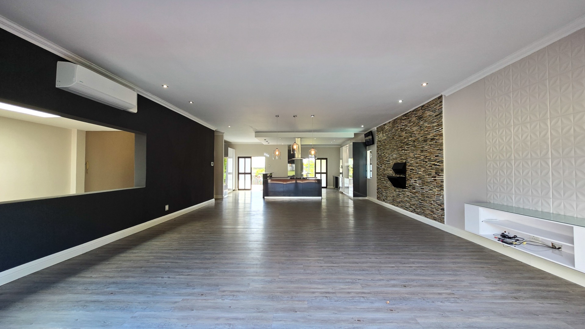 RE/MAX Border East London