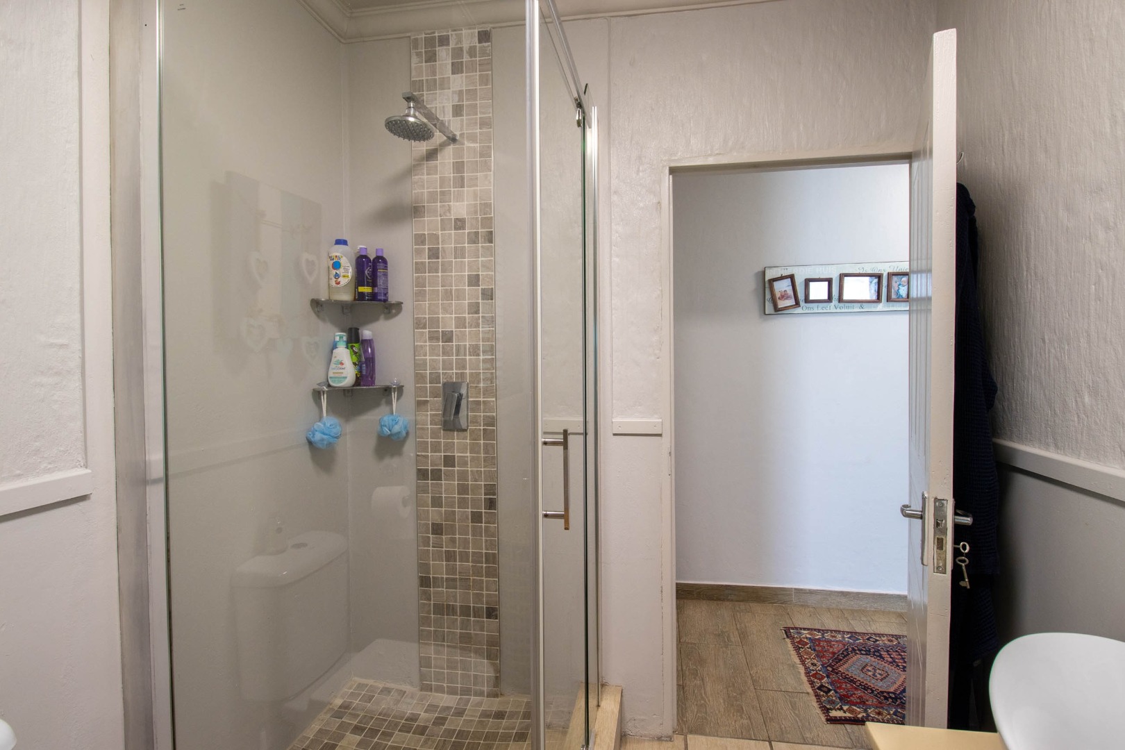 3 Bedroom House For Sale in Eldo Manor RE/MAX™ of Southern Africa