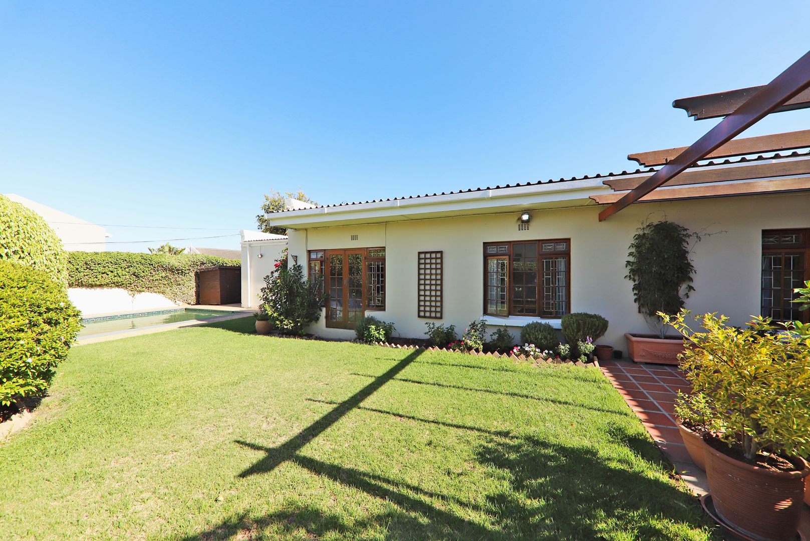 4 Bedroom House For Sale in Diep River RE/MAX™ of Southern Africa