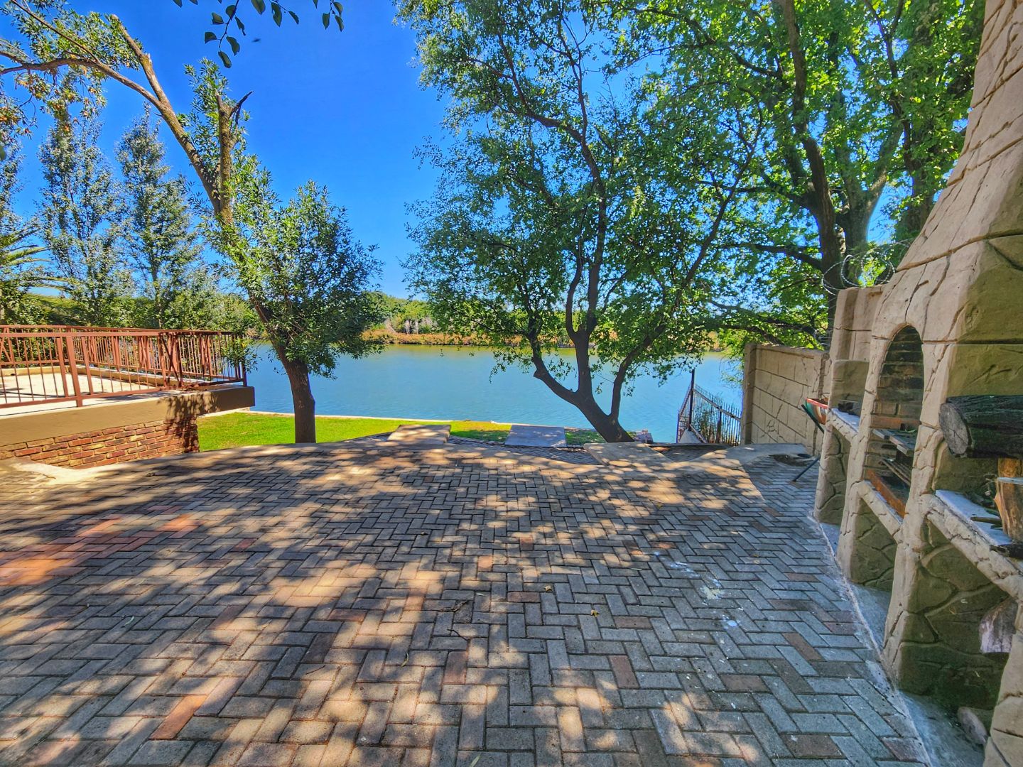 3 Bedroom House For Sale in Viljoenskroon RE/MAX™ of Southern Africa