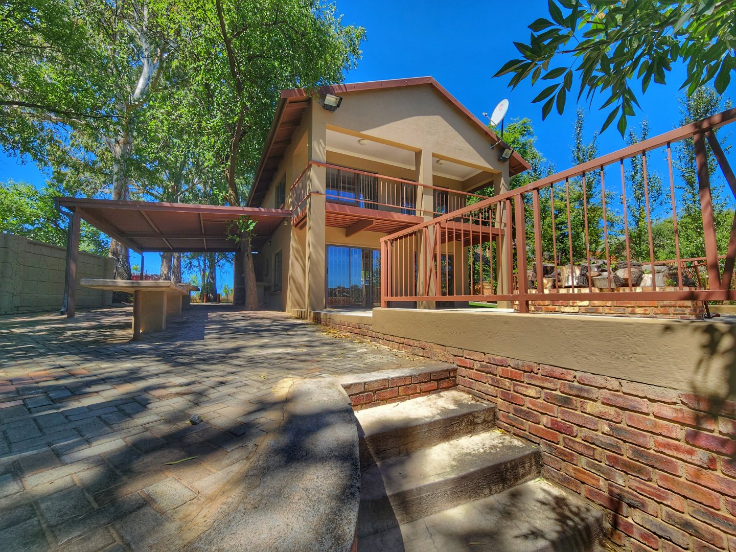 3 Bedroom House For Sale in Viljoenskroon RE/MAX™ of Southern Africa