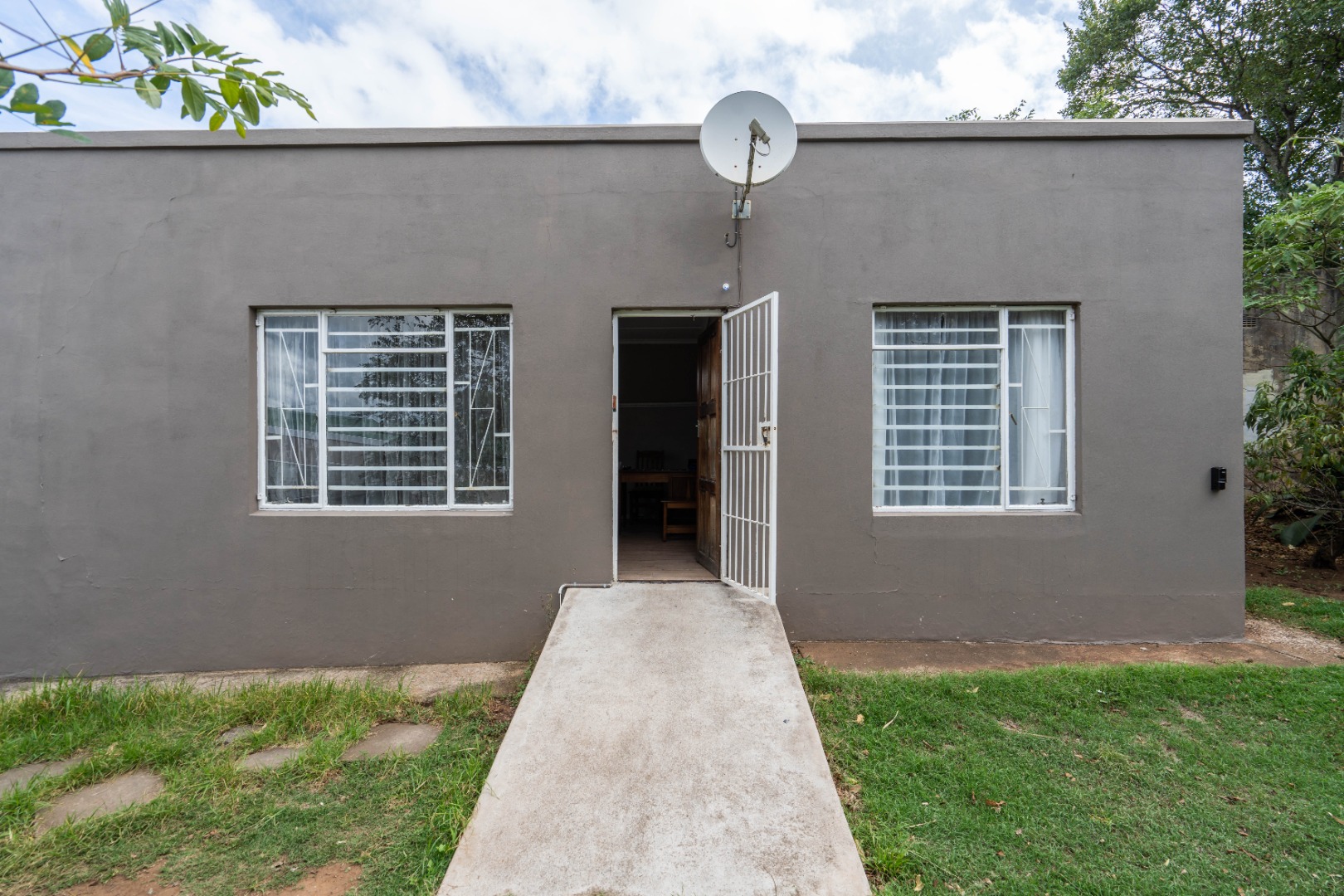 5 Bedroom House For Sale in Grahamstown Central RE/MAX™ of Southern