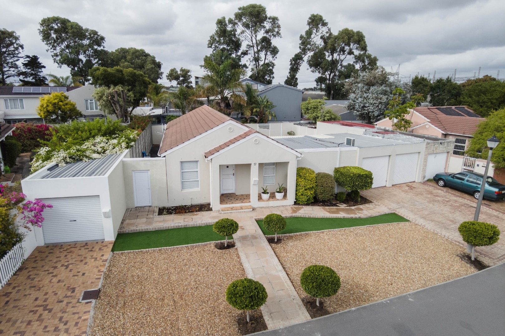 4 Bedroom House For Sale in Edgemead RE/MAX™ of Southern Africa