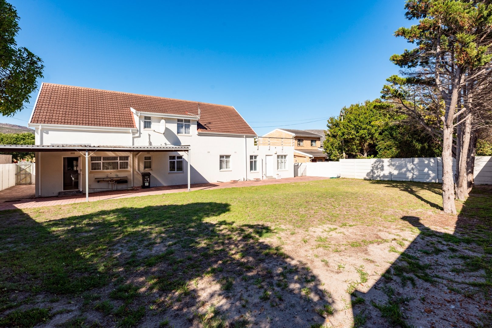 5 Bedroom House For Sale in Sun Valley RE/MAX™ of Southern Africa