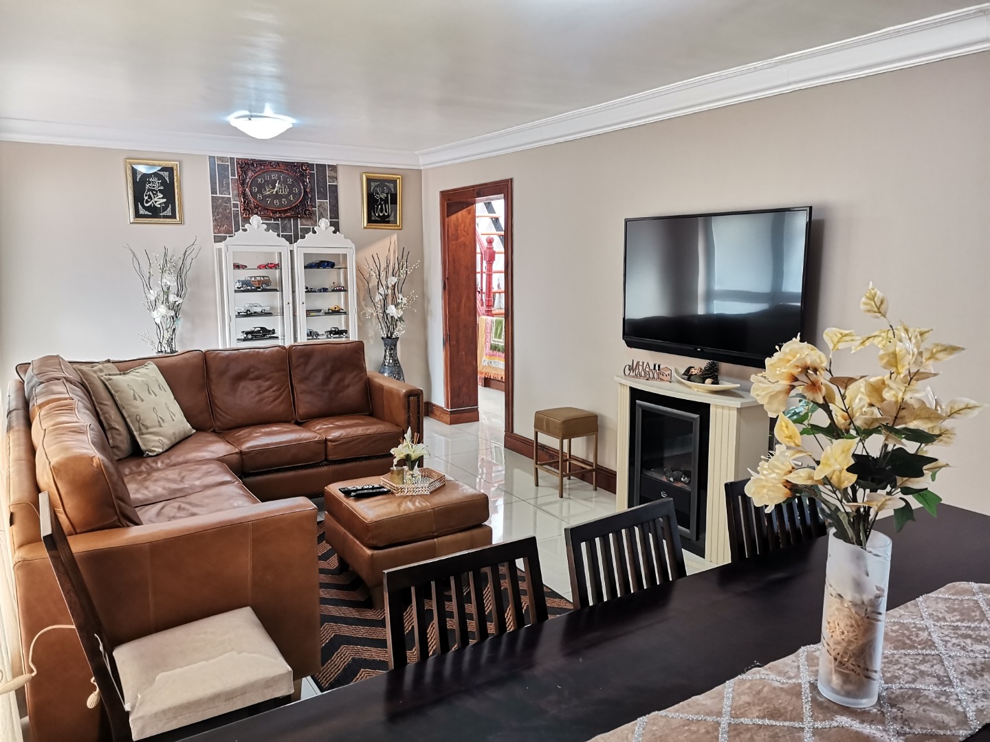 6 Bedroom House For Sale in Pelican Heights RE/MAX™ of Southern Africa