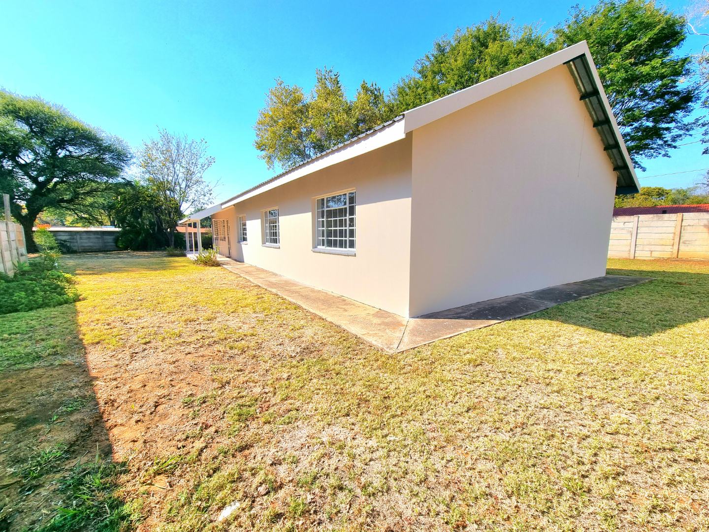 4 Bedroom House For Sale in Modimolle RE/MAX™ of Southern Africa