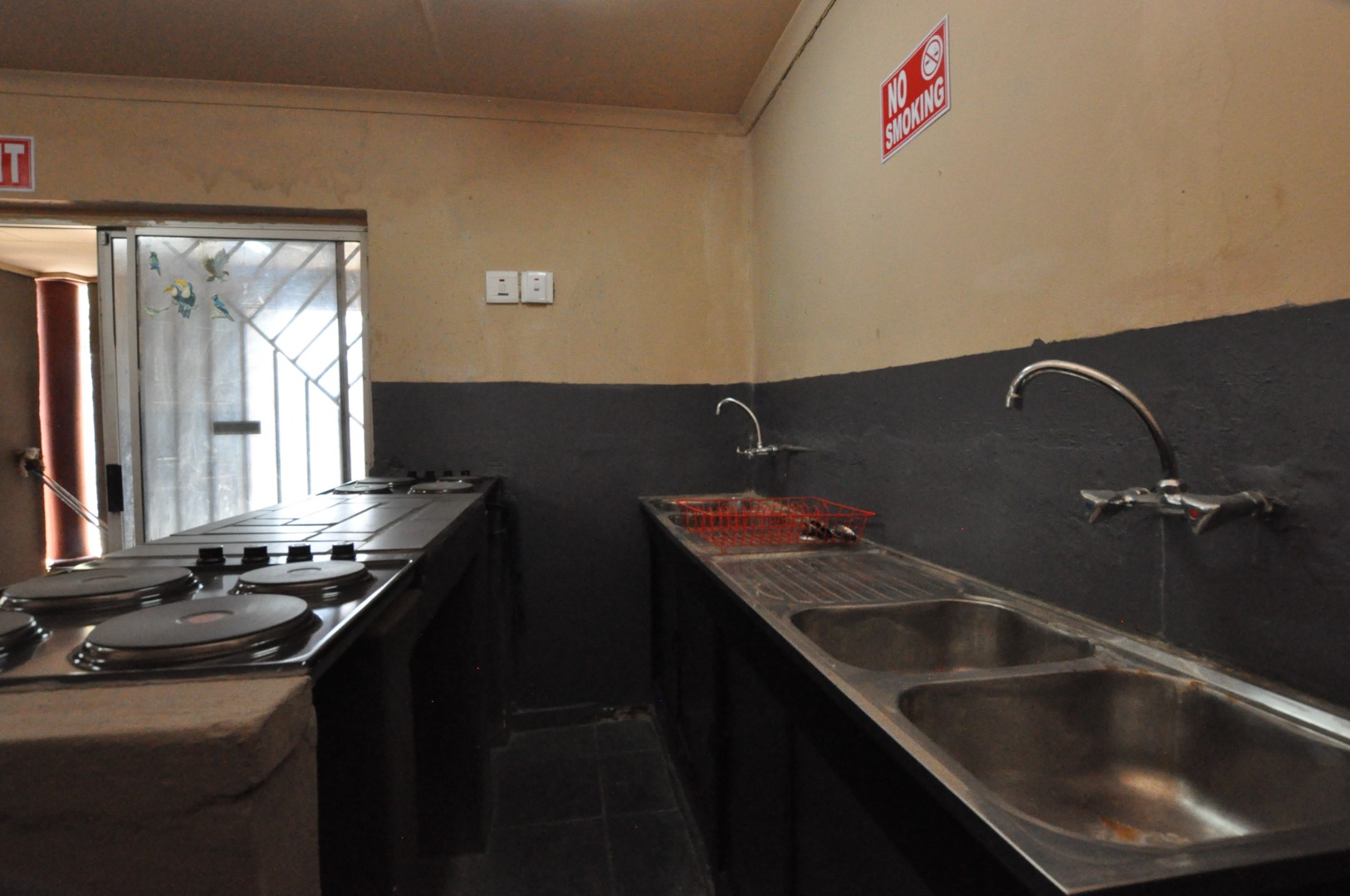 Commercial Property in Hectorton For Sale RE/MAX™ of Southern Africa