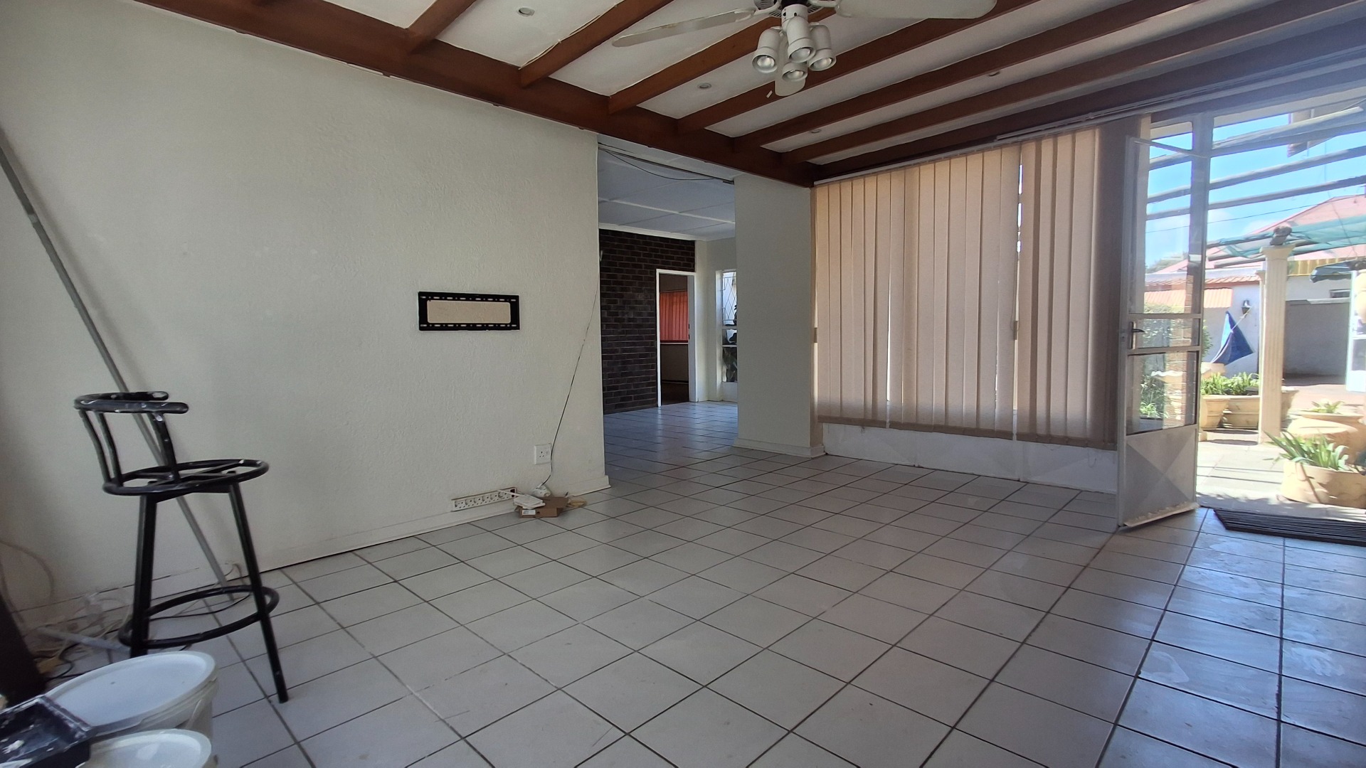 2nd Lounge in 2nd House