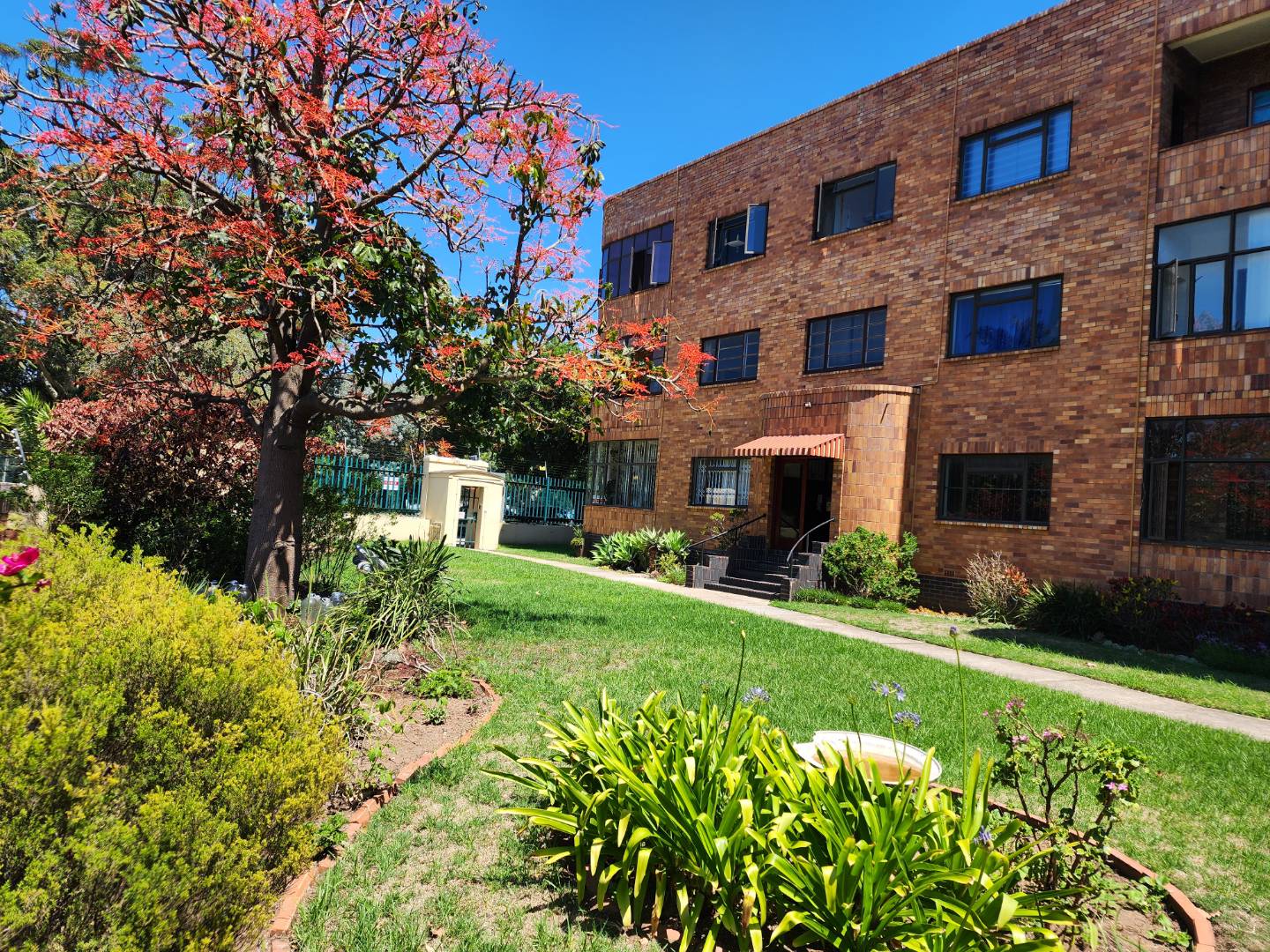 Craighall Exterior