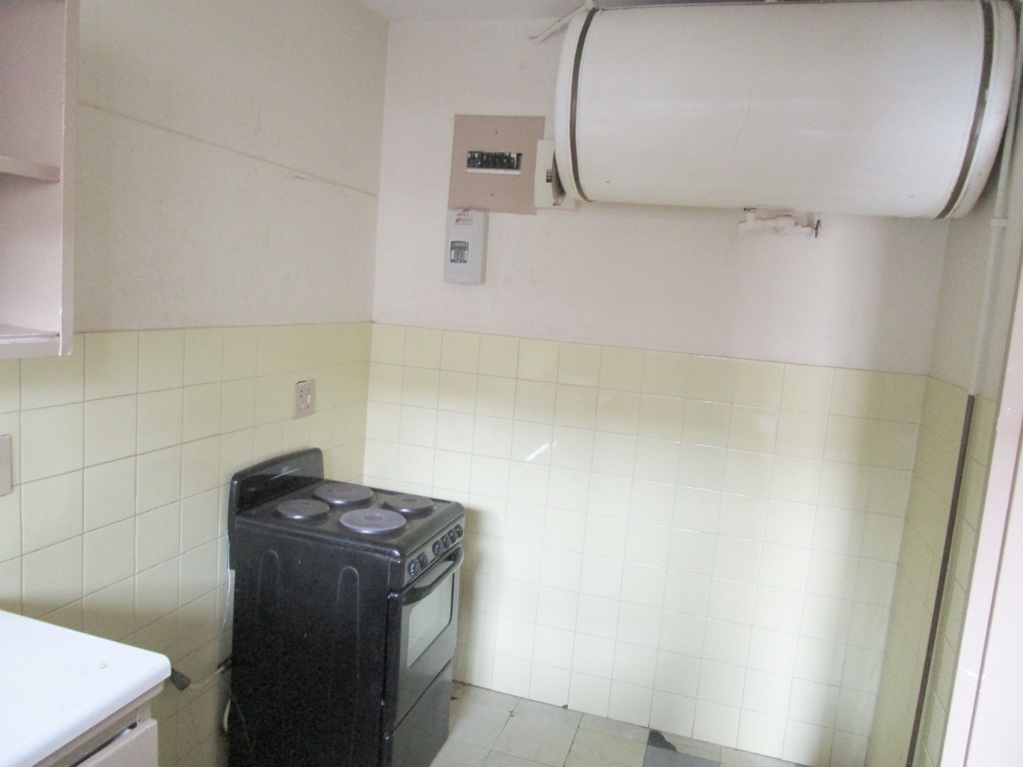 Kitchen (angle)