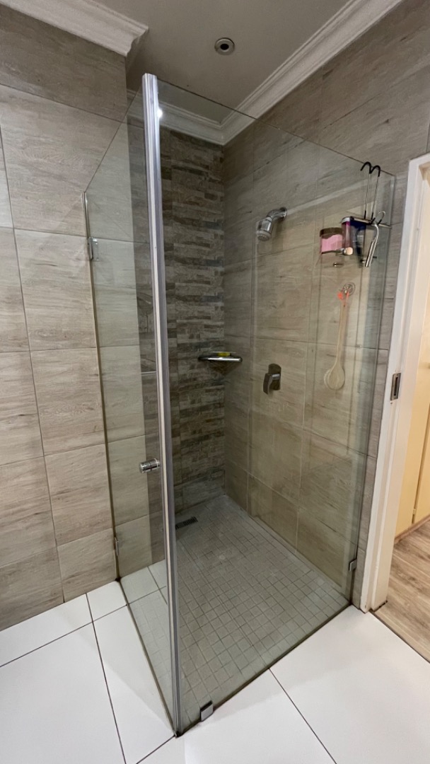 Ensuite Shower