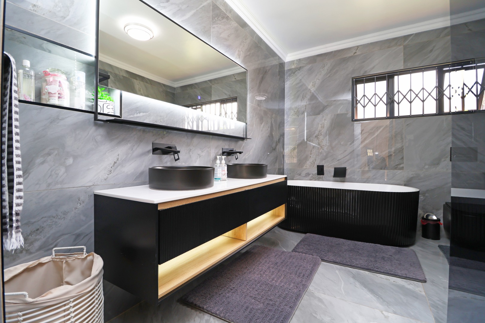 Main Bathroom