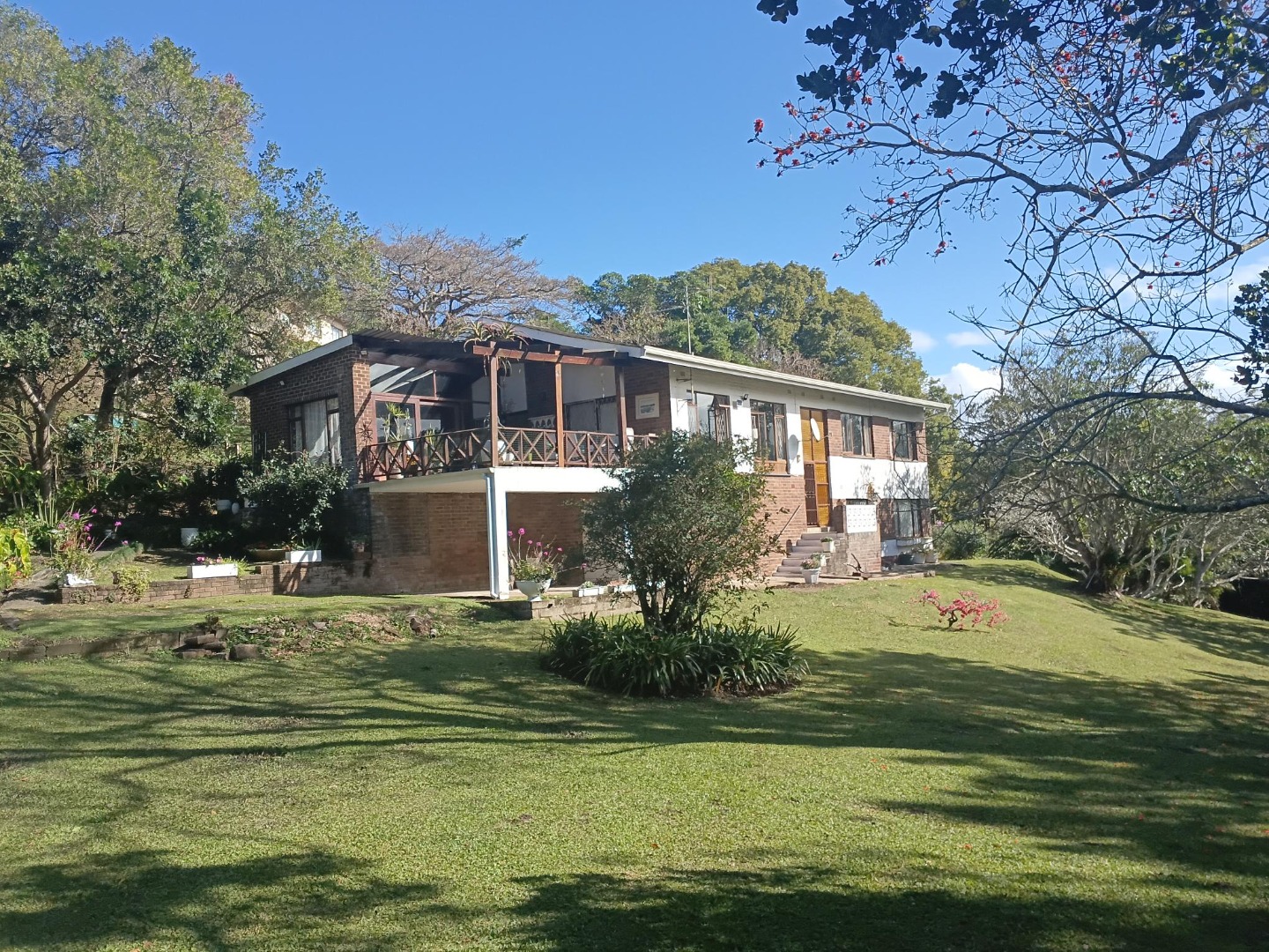 4 Bedroom House for Sale in Sea Park in Sea Park