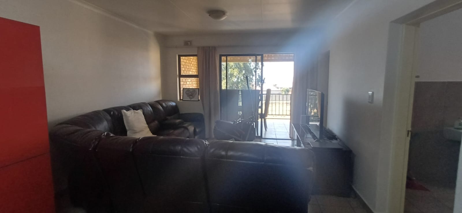 Lounge 3