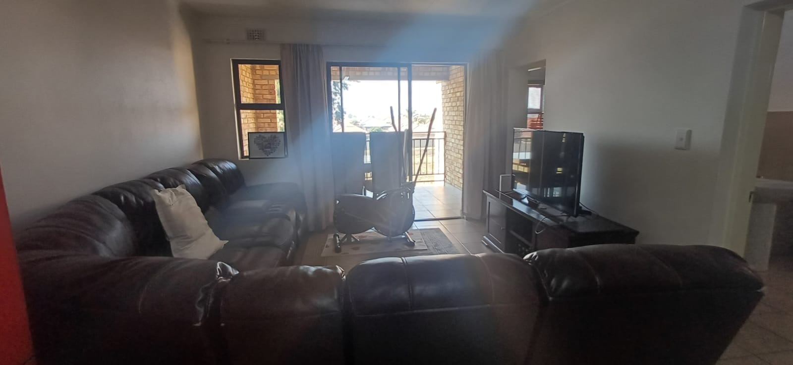 Lounge 2