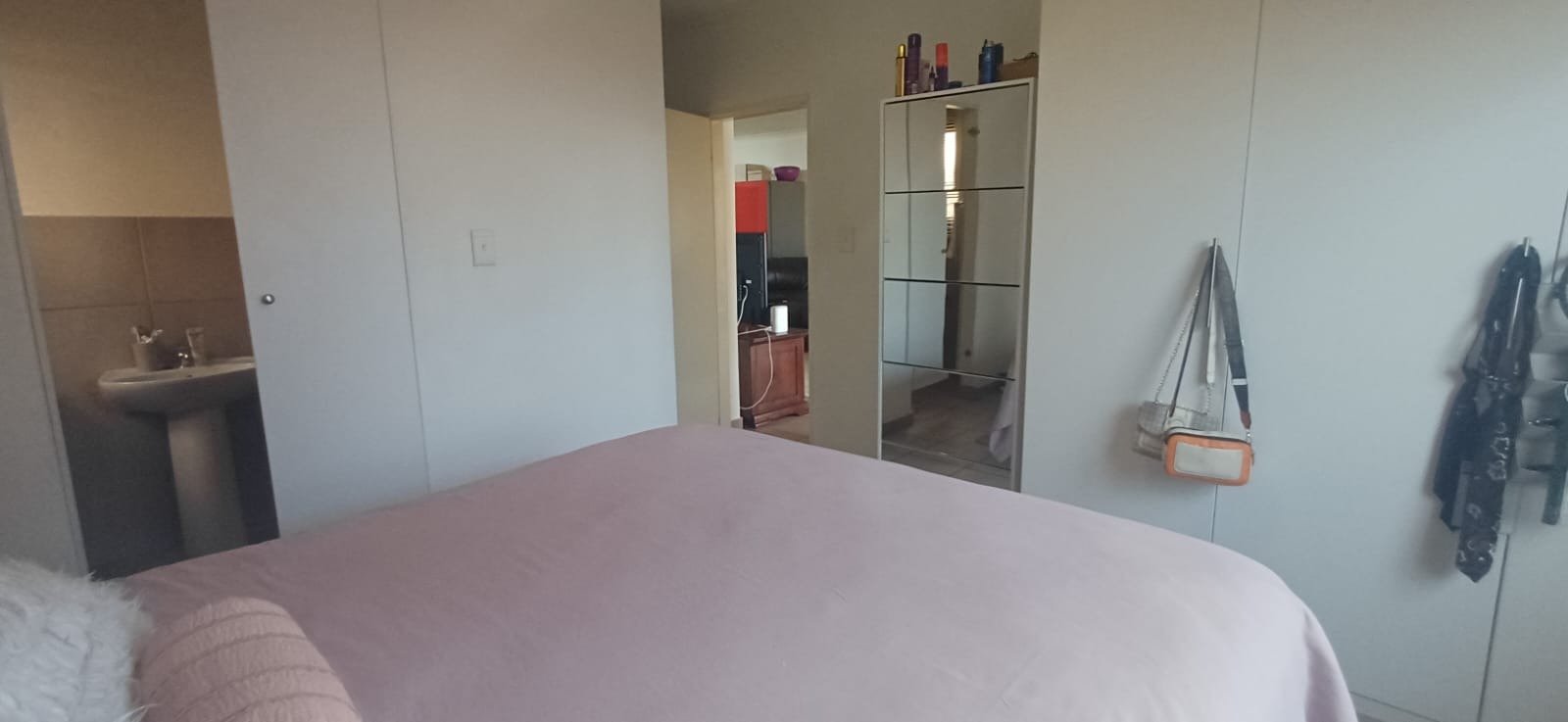 Main Bedroom b