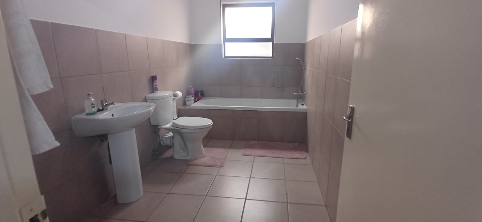 Shared Bathroom a