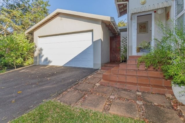4 Bedroom Townhouse for Sale in Westville in Westville
