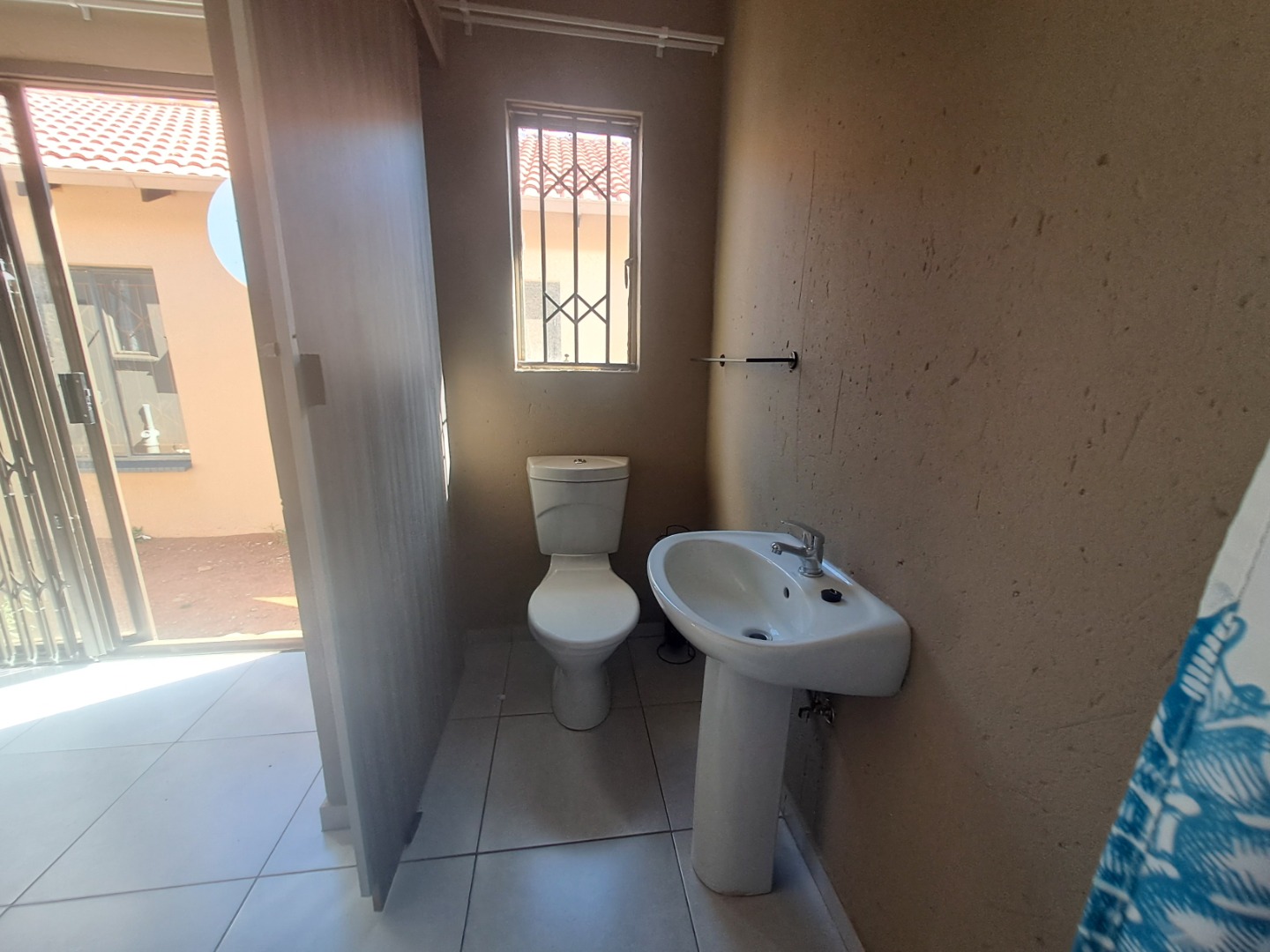 Bachelor Bathroom