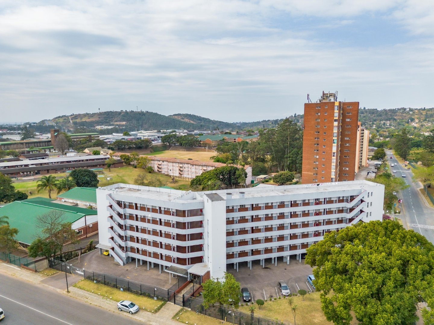1 Bedroom Apartment for Sale in Pinetown Central in Pinetown Central