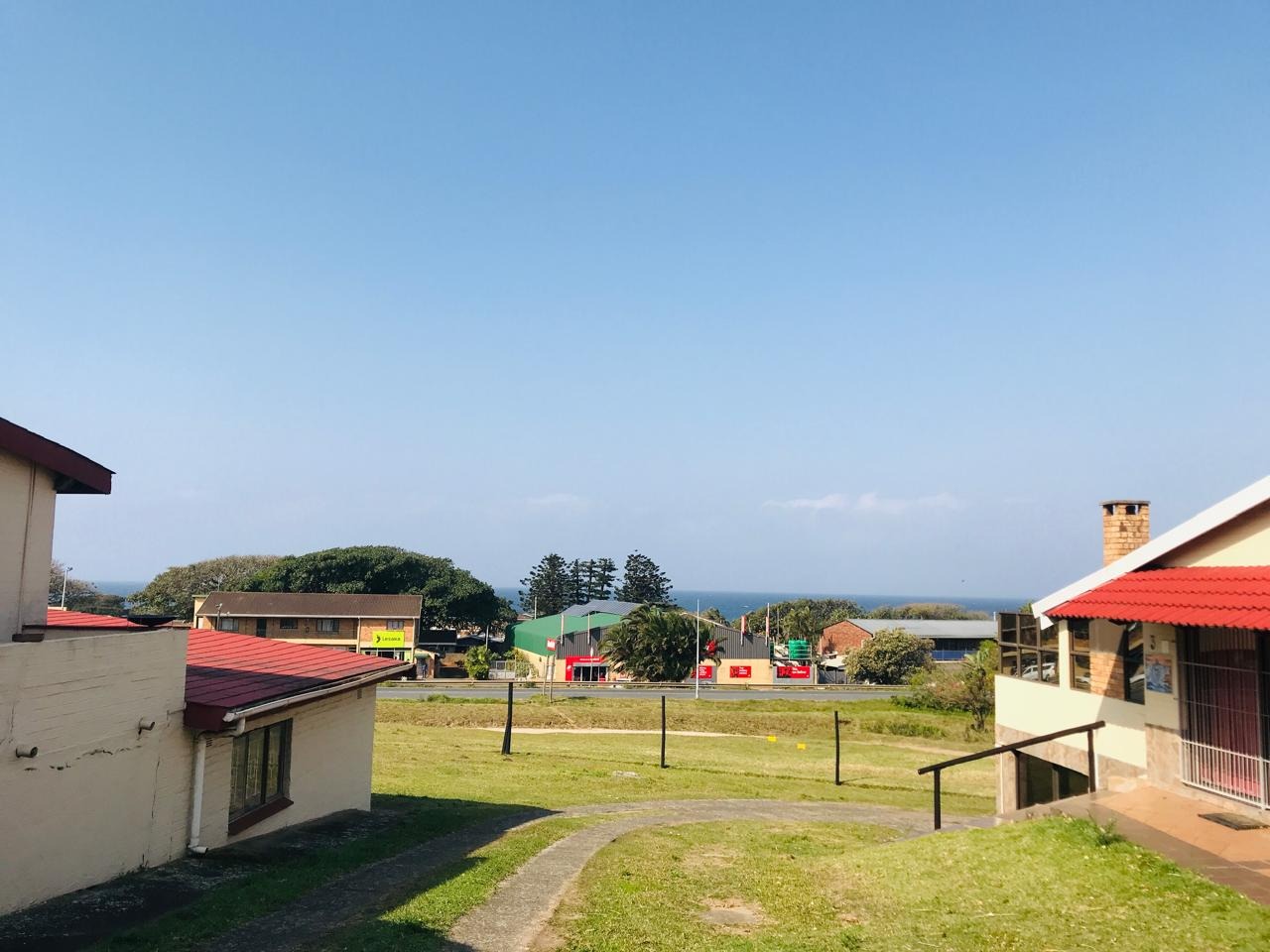 2 Bedroom Townhouse for Sale in Hibberdene in Hibberdene
