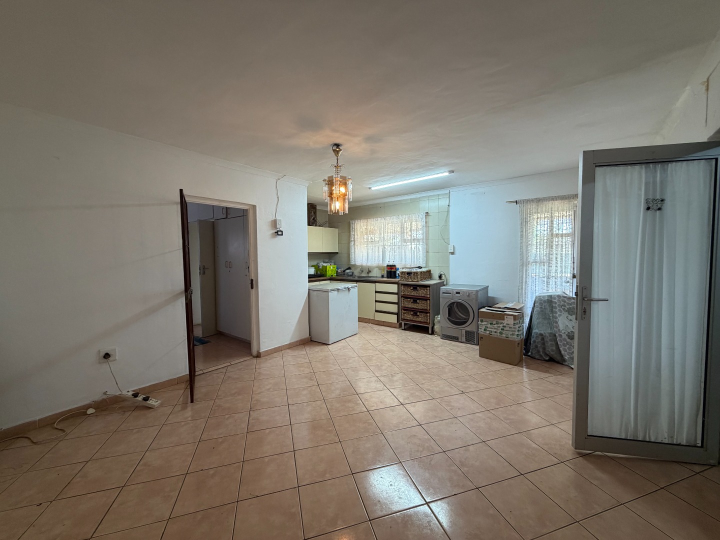 1 bedroom flatlet