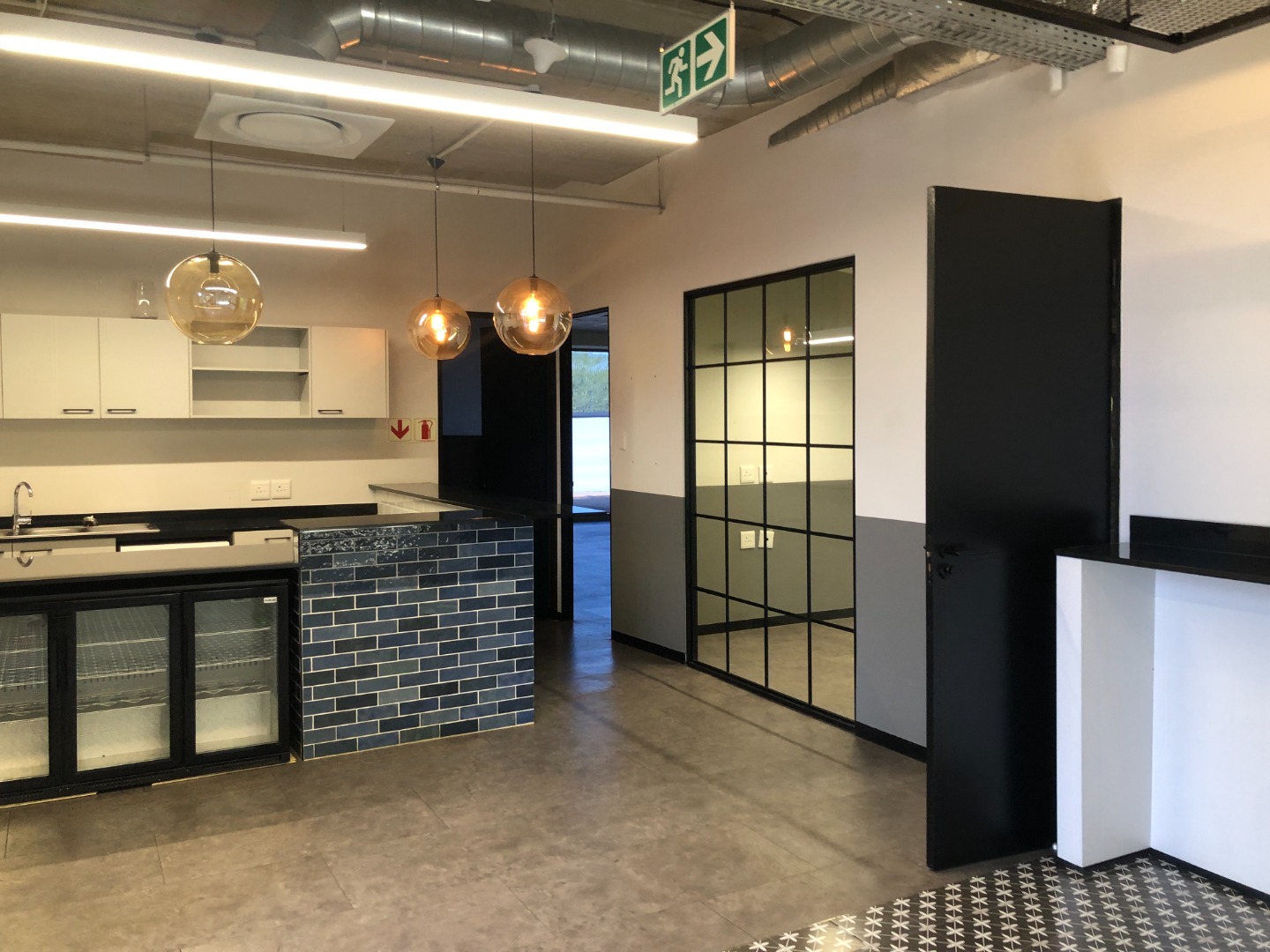 Kitchen pause area