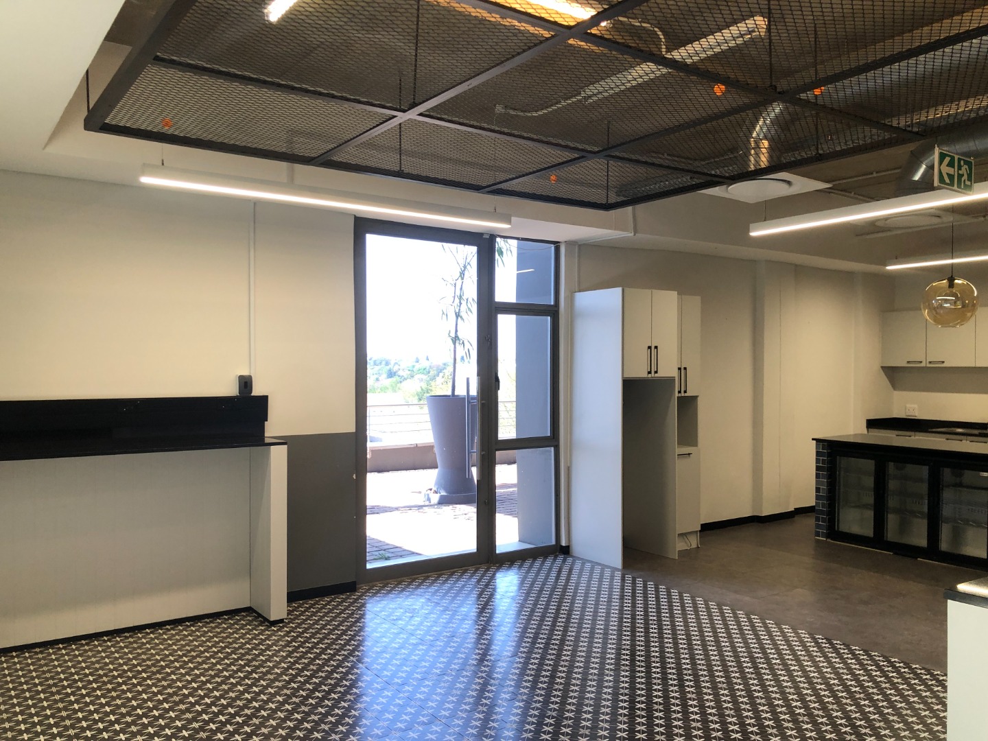Kitchen pause area