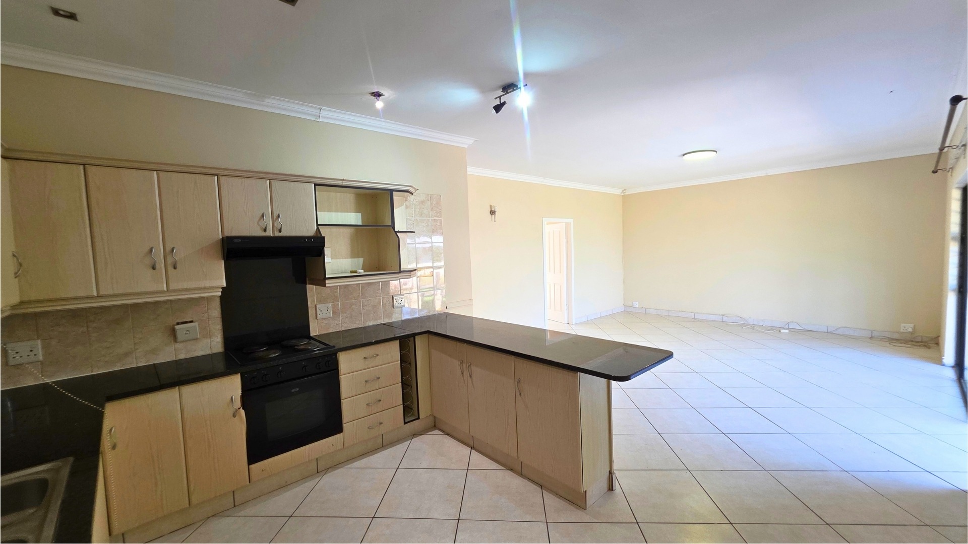 Lounge/Kitchen - 1b flat