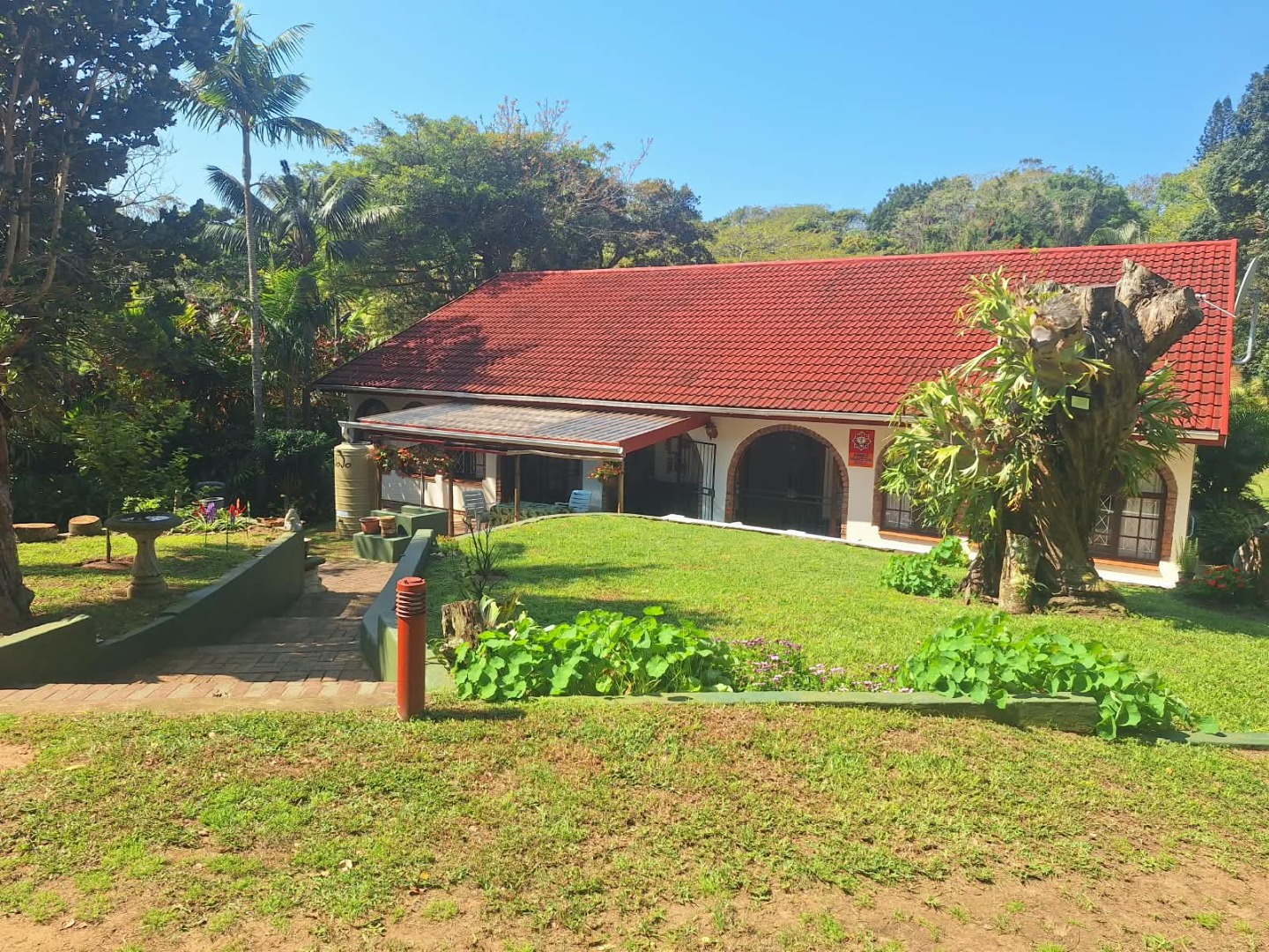 3 Bedroom House for Sale in Pumula in Pumula