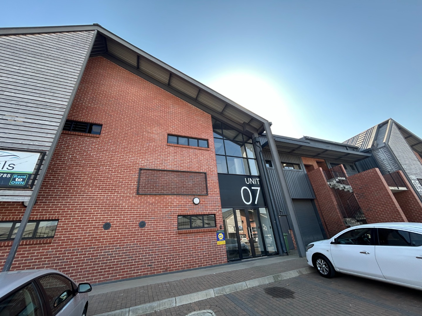 Riversands Warehouse To Rent