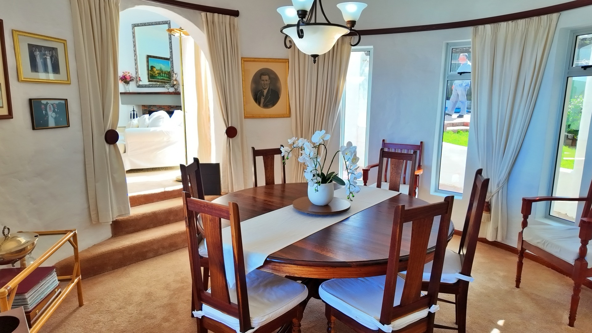 Dining off entrance