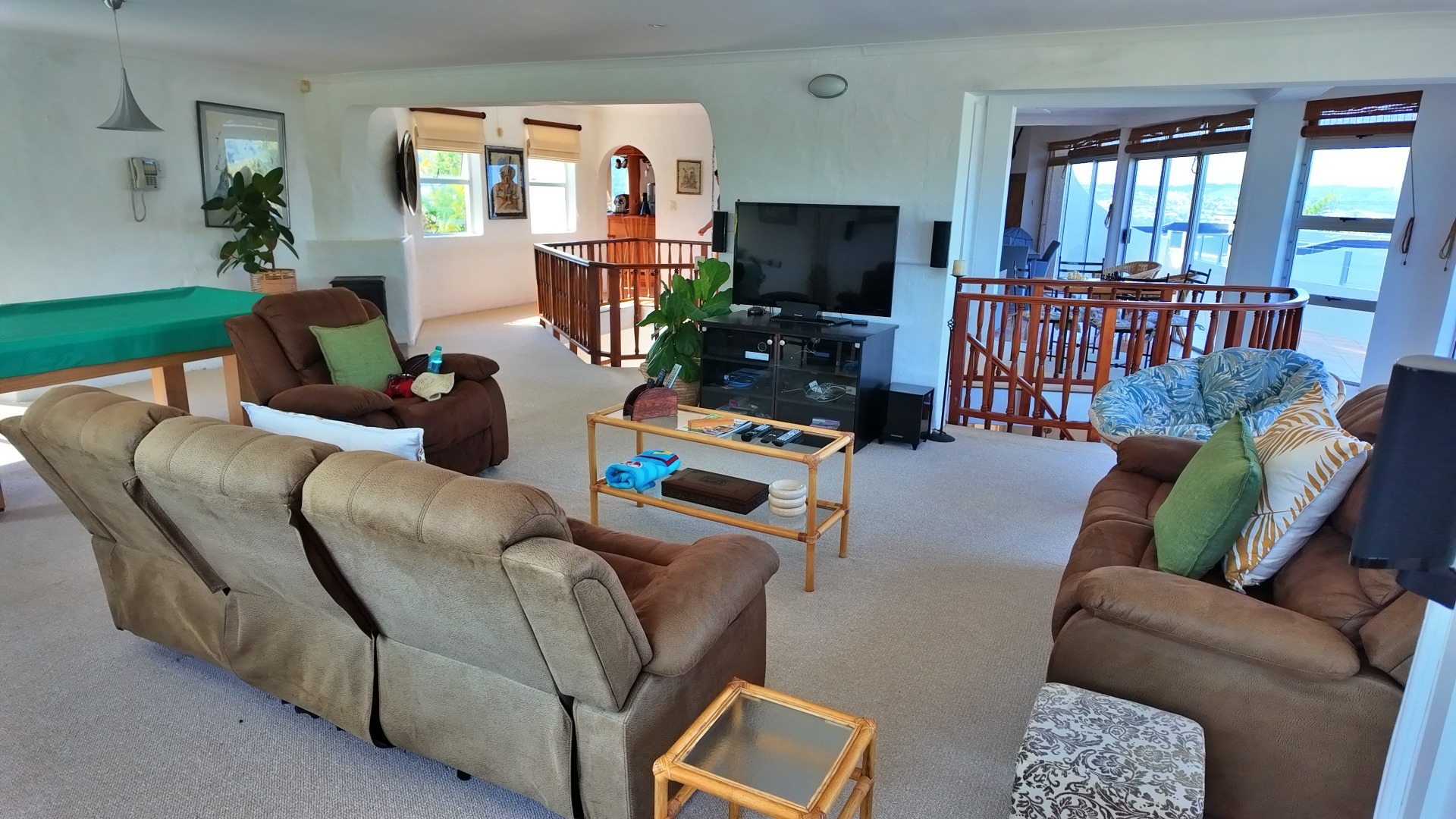 Upstairs entertainment