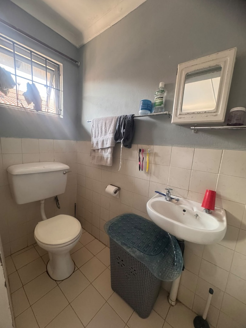 Ensuite toilet