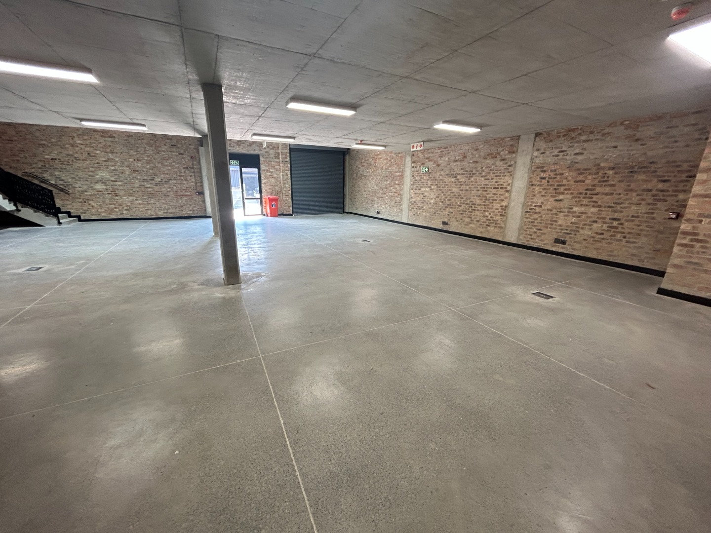 Riversands Warehouse To Rent