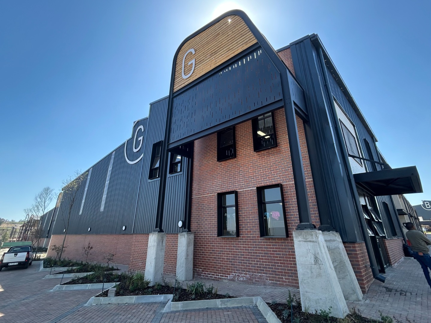 Riversands Warehouse To Rent