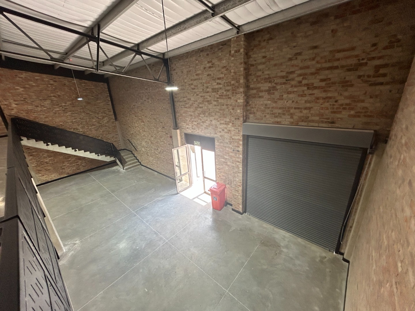 Riversands Warehouse To Rent