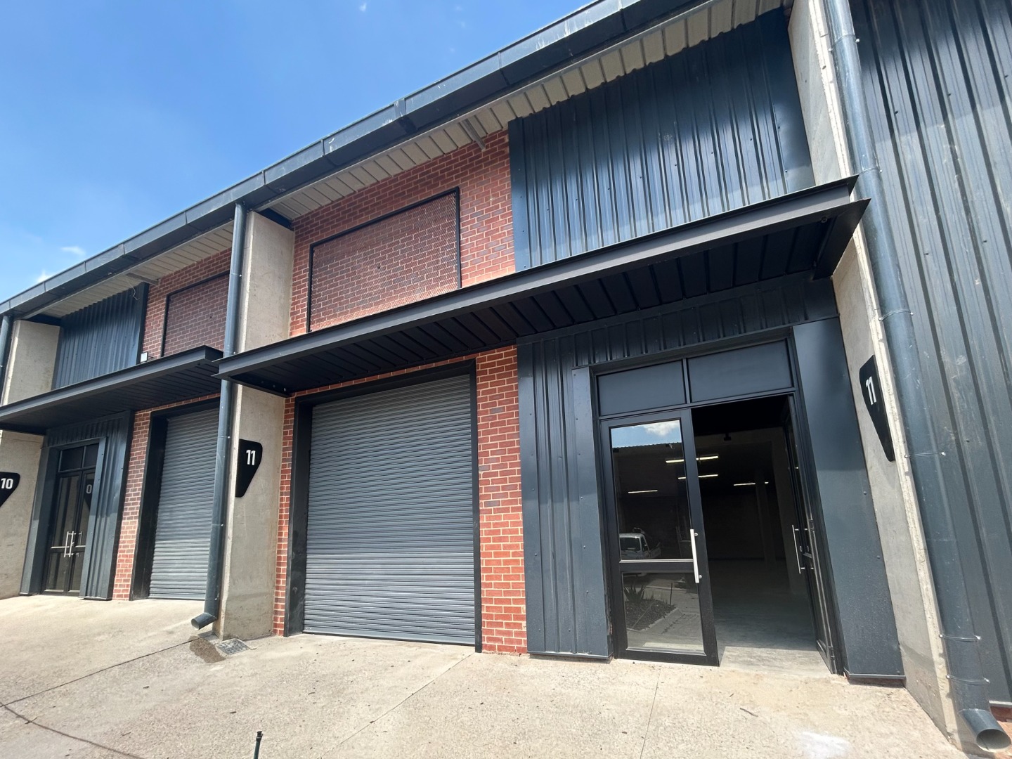 Riversands Warehouse To Rent