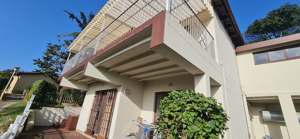 2 Bedroom Townhouse for Sale in Hibberdene in Hibberdene