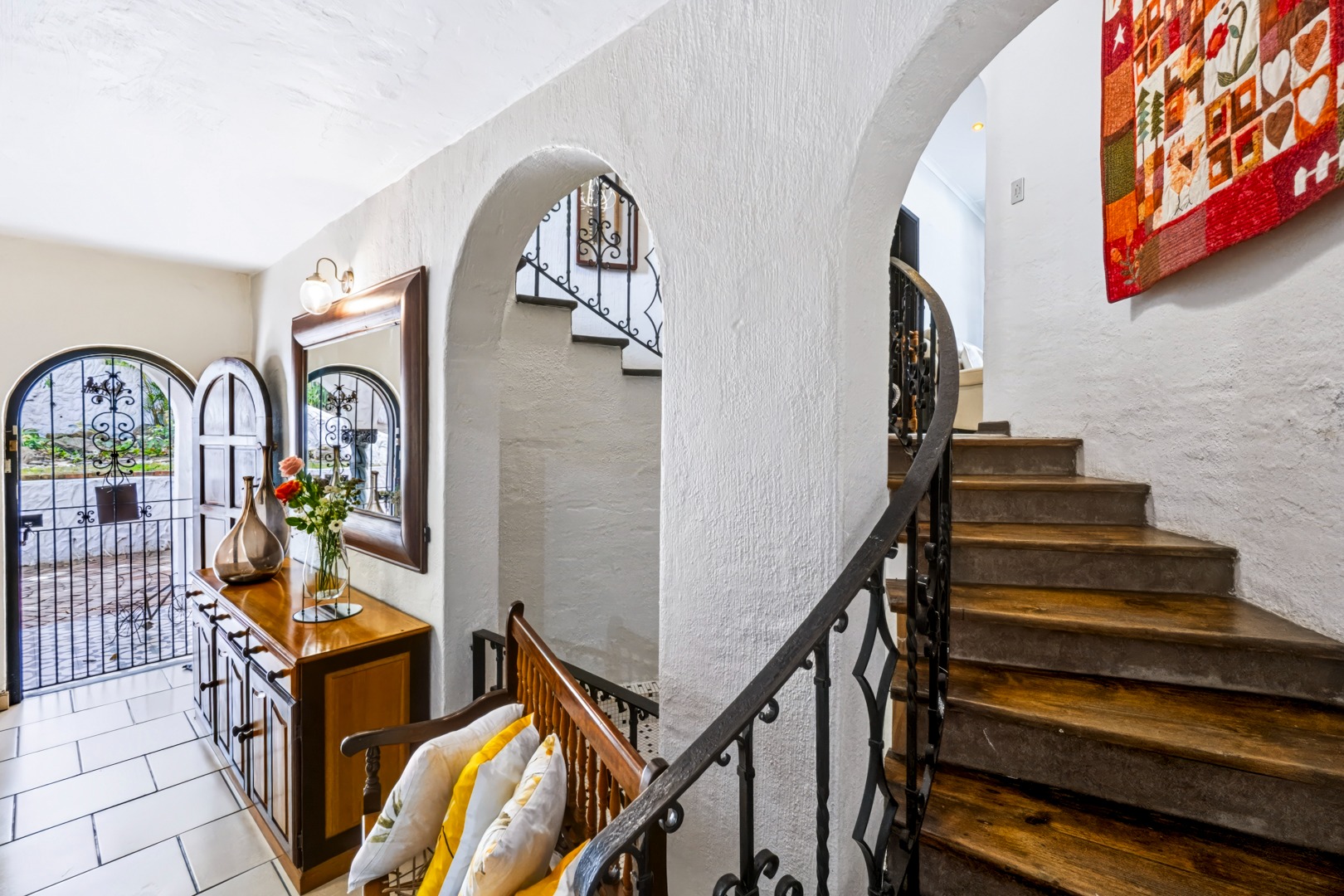 Entrance hall and staircase
