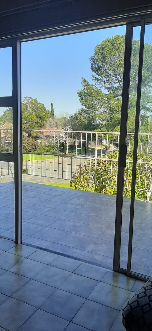 Bachelor unit balcony