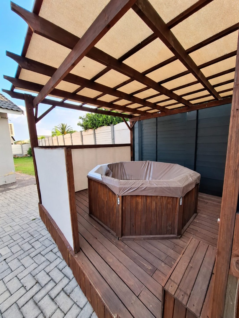 Jacuzzi